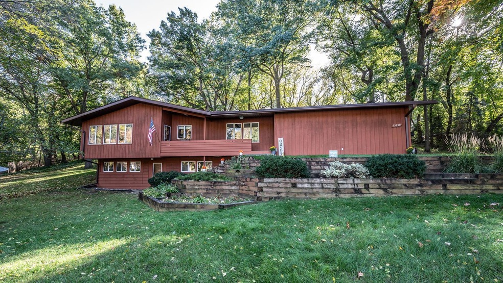 Sold $465,000 • Co-Listing Agent