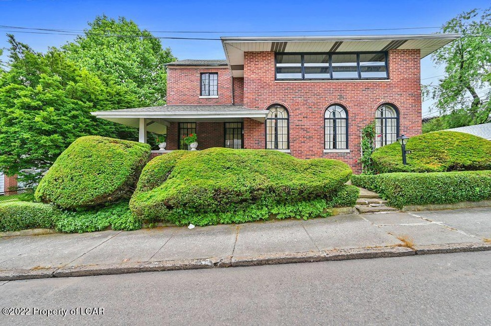 116 W Fern St, Hazleton, PA 18201 - photo 1