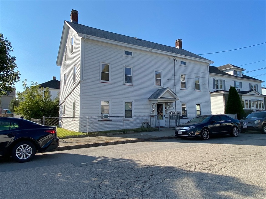 255 Montaup St unit 1N, Fall River, MA 02724 - photo 1