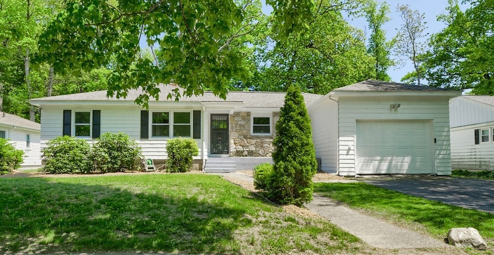 45 Ashmore Rd, Worcester, MA 01602 - photo 1