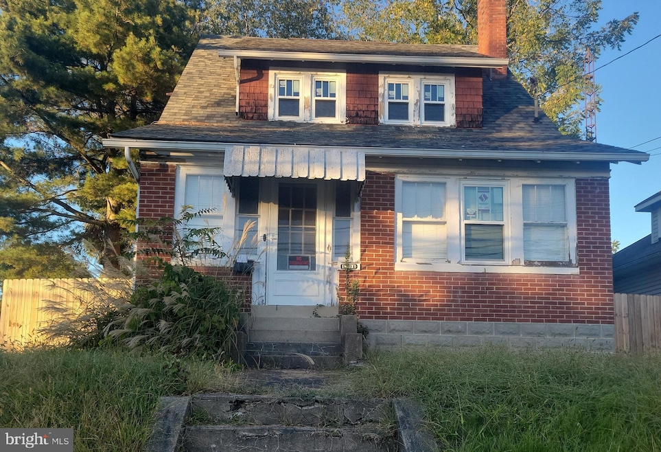 For Rent $1,200/month • Co-Listing Agent