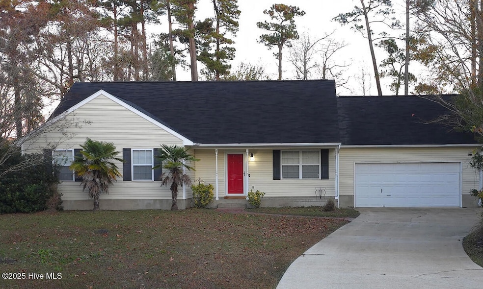 2000 Clark Ct, Morehead City, NC 28557 - photo 1