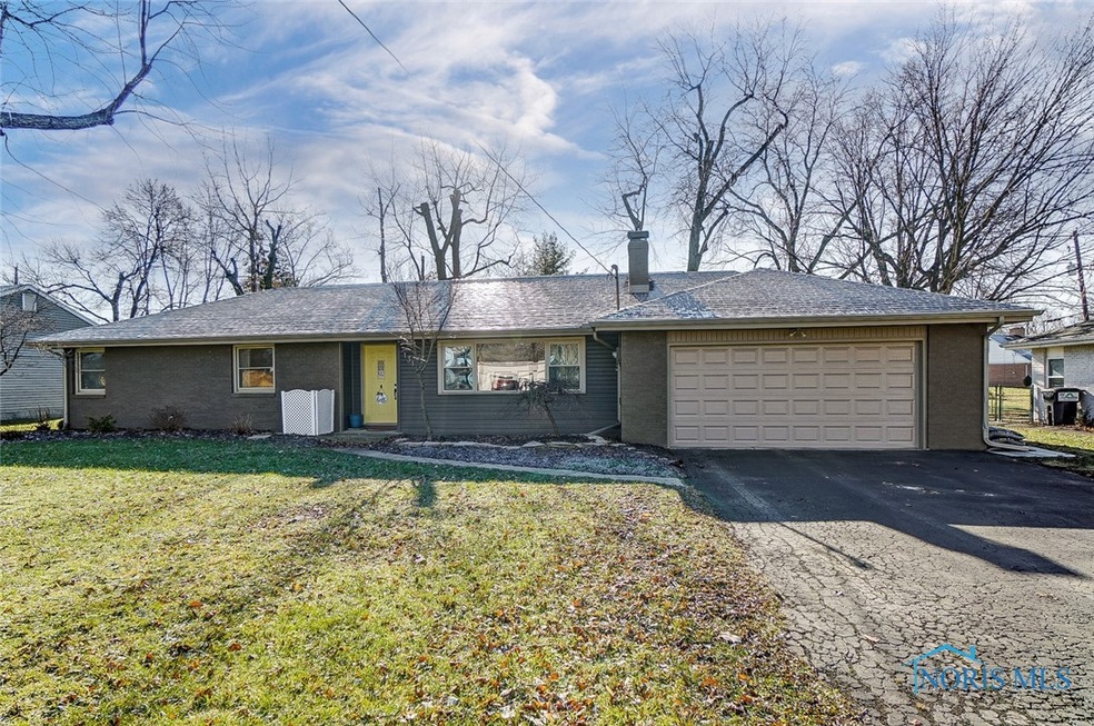 1317 Shady Ln, Findlay, OH 45840 - photo 1