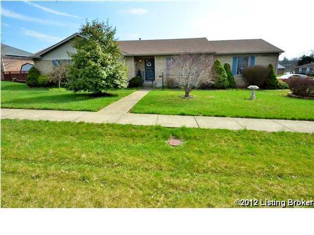 8203 Rome Beauty Way, Louisville, KY 40228 - photo 1