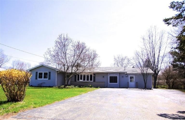 6606 W 450 N, La Porte, IN 46350 - photo 1