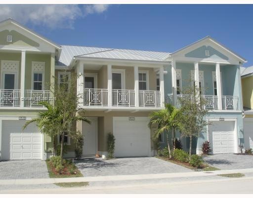 7512 NW 108th Pth, Doral, FL 33178 - photo 1