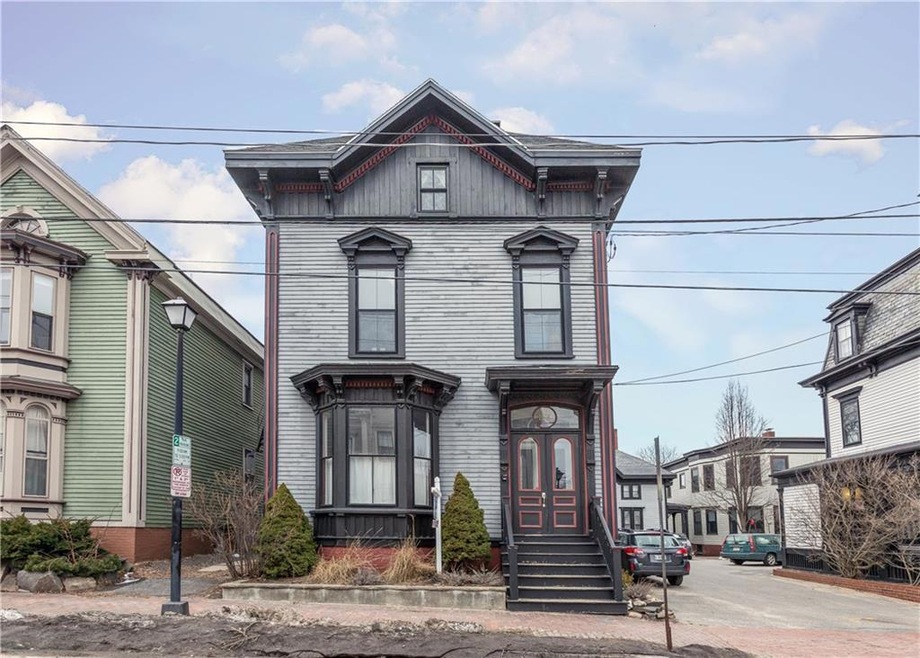 27 Pine St unit 2, Portland, ME 04102 - photo 1