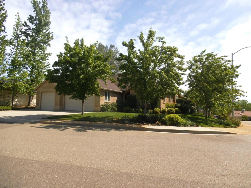 Gold Hills 001
