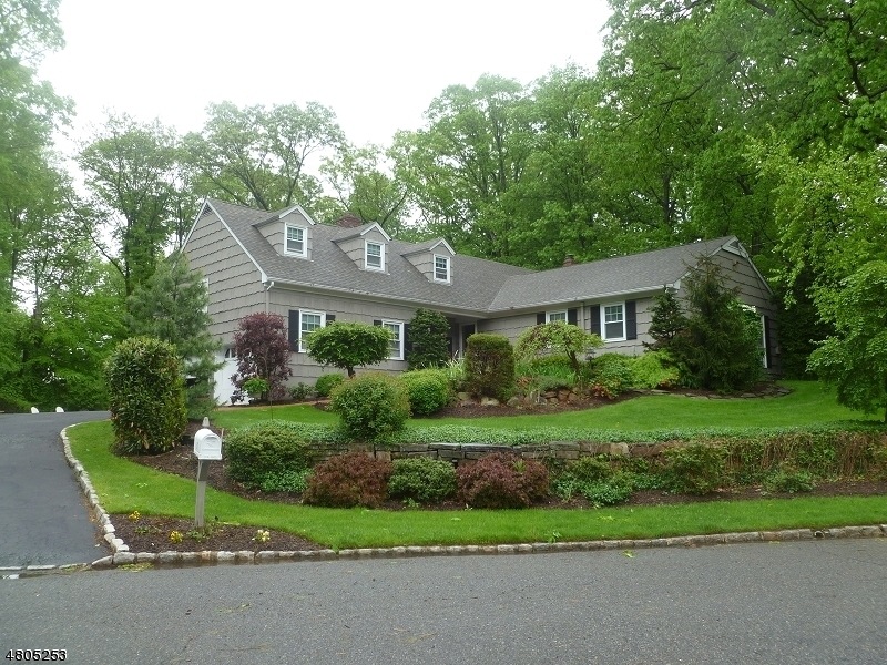 37 Parker Dr, Morris Plains, NJ 07950 - photo 1