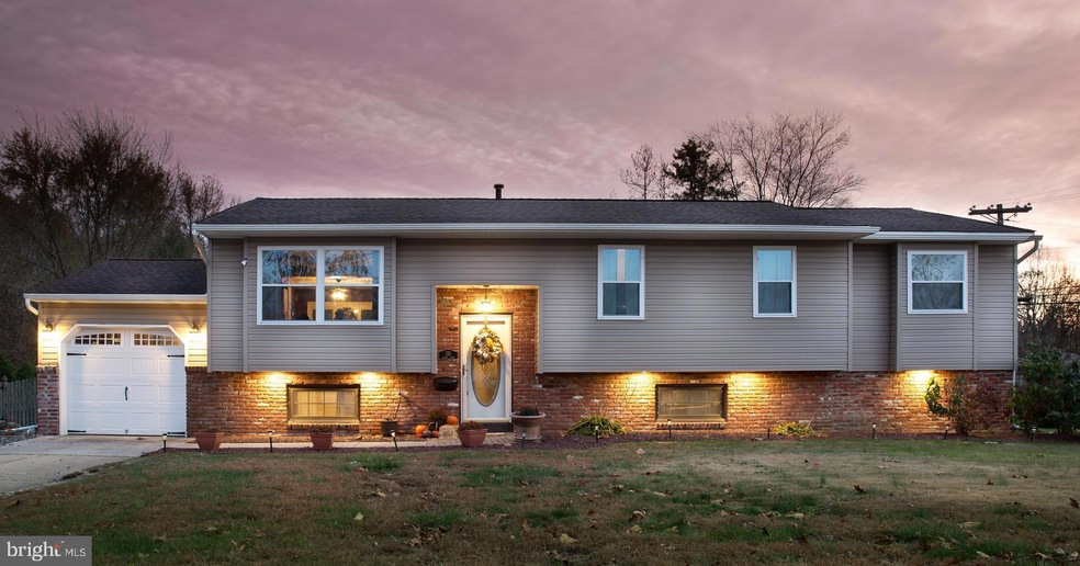 132 Laurel Ln, Williamstown, NJ 08094 - photo 1