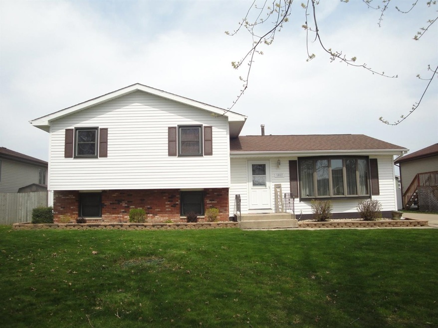 1012 Devonshire Ln, Dyer, IN 46311 - photo 1