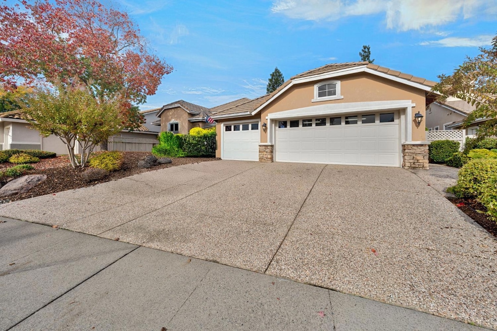 325 Station Ct, Roseville, CA 95747 - photo 1