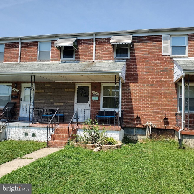 1014 Middleborough Rd, Essex, MD 21221 - photo 1