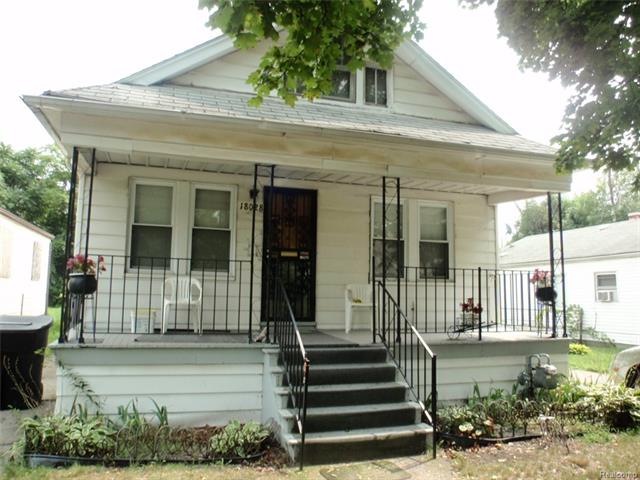 Covered Front Porch