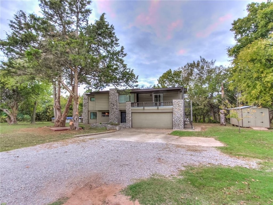 2.88 acre home on partially clear land, plenty of room to relax but lots of trees for privacy and shade.
