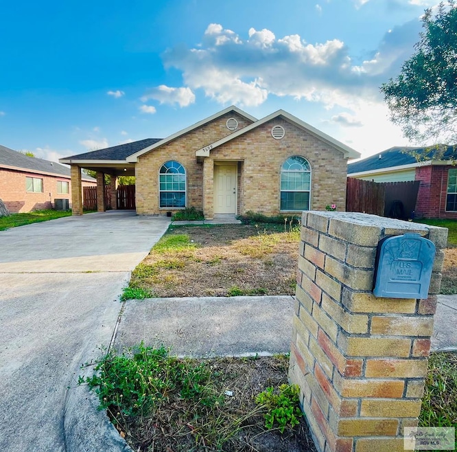 9609 Kingbird Dr, Harlingen, TX 78552 - photo 1