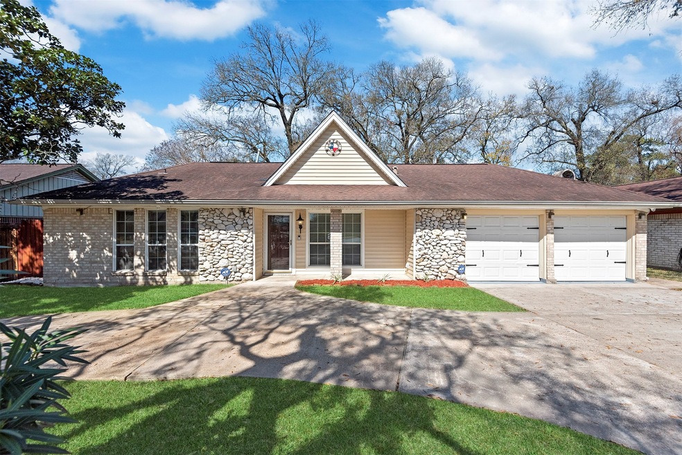 14419 Woodforest Blvd, Houston, TX 77015 - photo 1