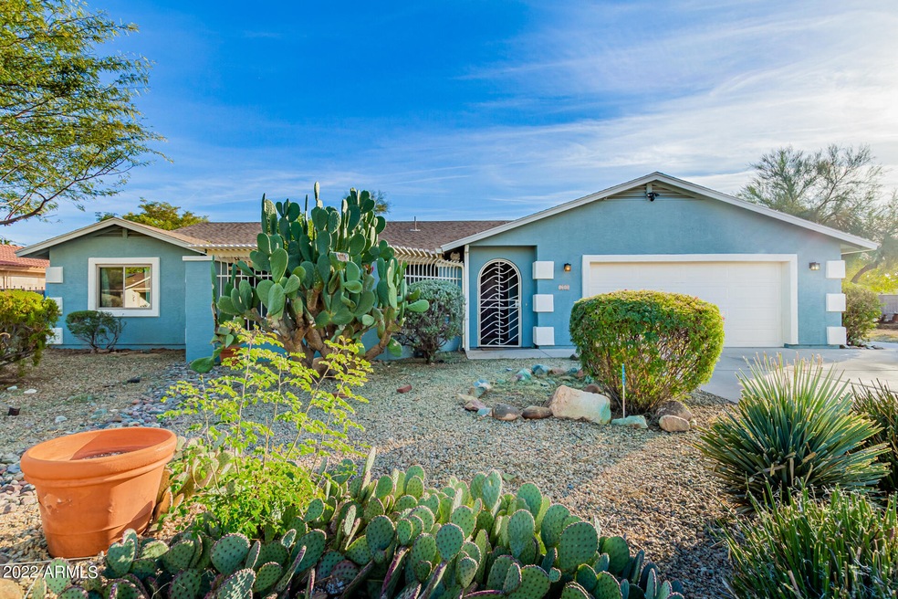1511 W Sequoia Dr