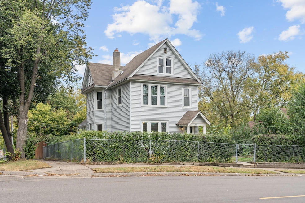 781 Case Ave, Saint Paul, MN 55106 - photo 1
