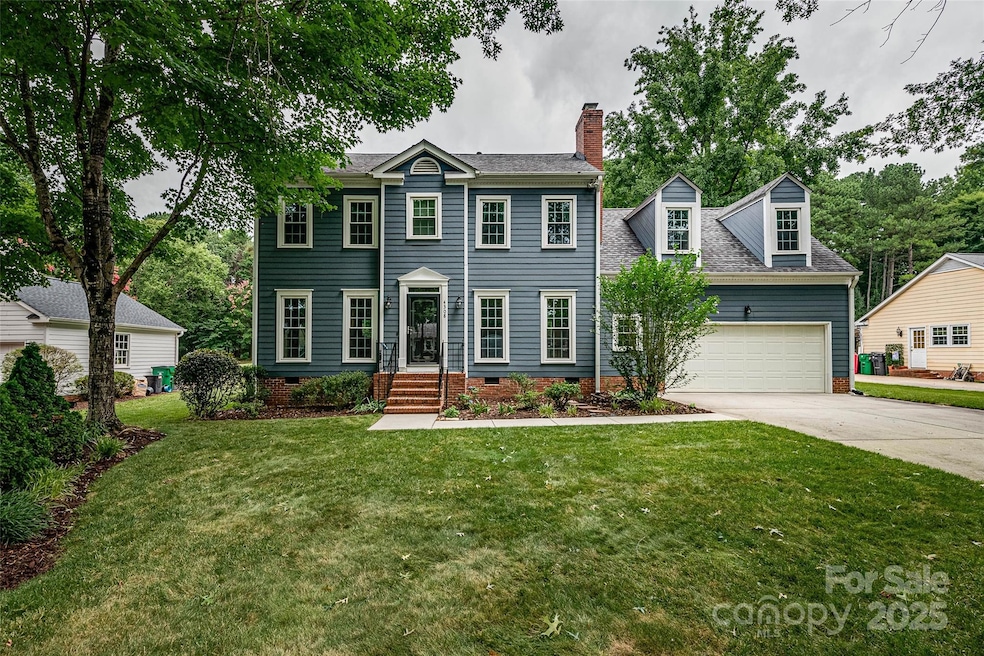 4308 Saxonbury Way, Charlotte, NC 28269 - photo 1