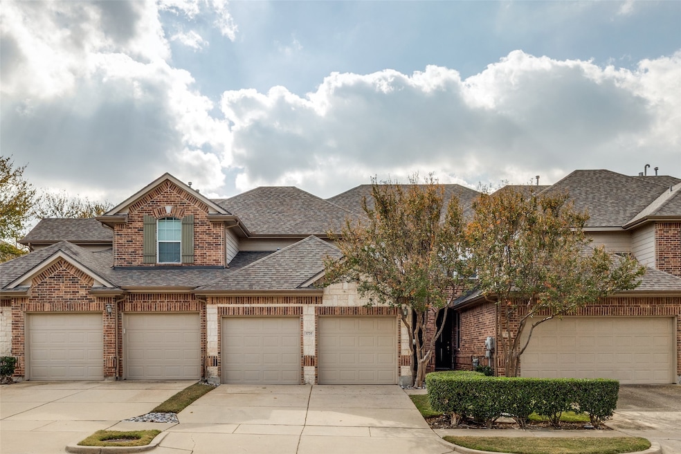 1720 Brookview Dr, Carrollton, TX 75007 - photo 1