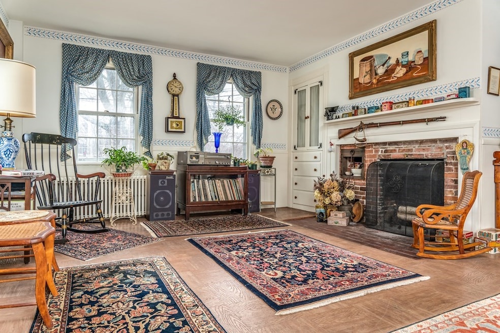 25 Bow St, North Reading, MA 01864 - photo 1