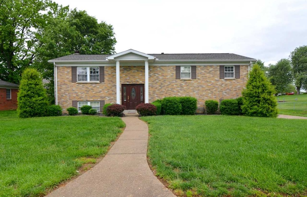 Welcome to 7844 Ridgemont Drive in Newburgh