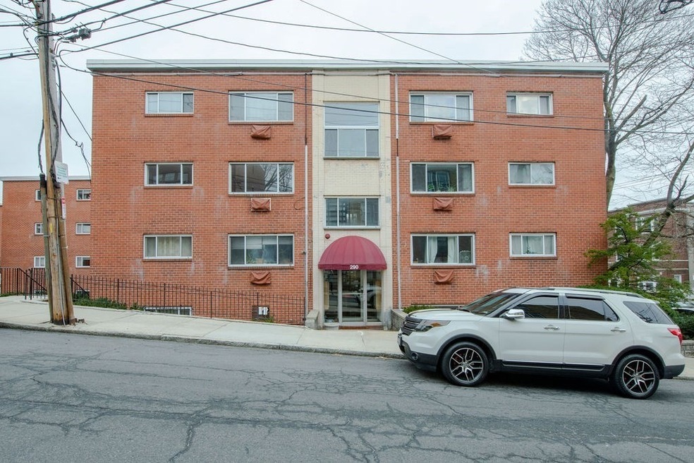 290 Corey Rd unit 14, Brighton, MA 02135 - photo 1