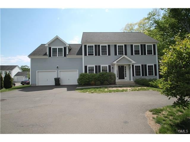 23 Castlewood Dr unit 23, Monroe, CT 06468 - photo 1