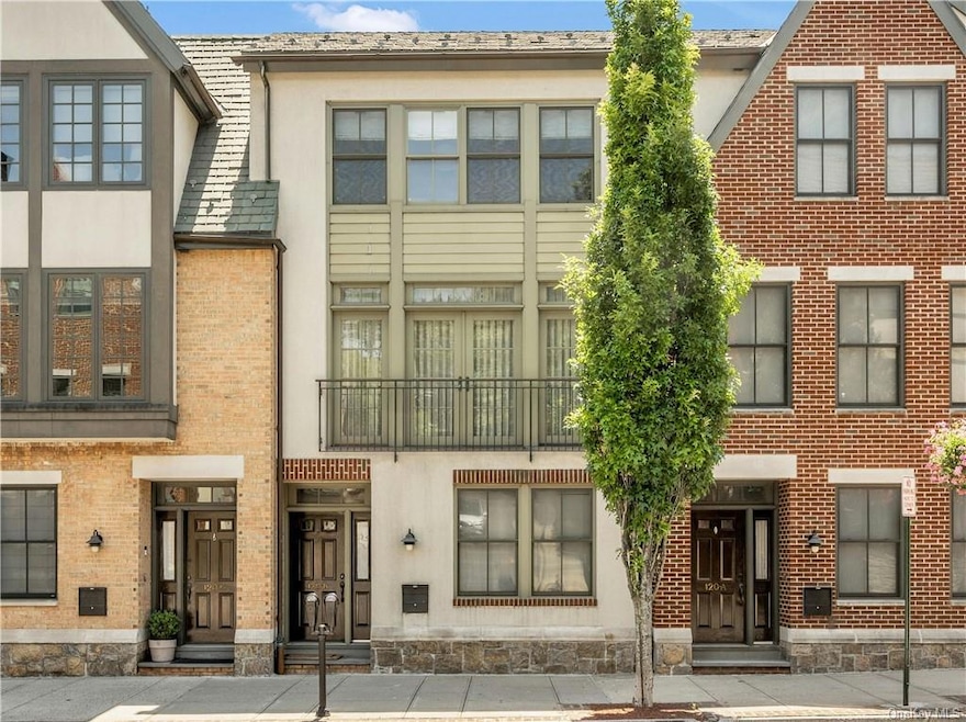 120 Main St unit B, Tuckahoe, NY 10707 - photo 1