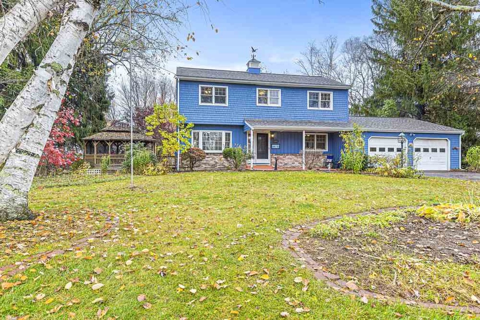 11 William Cir, Stratham, NH 03885 - photo 1