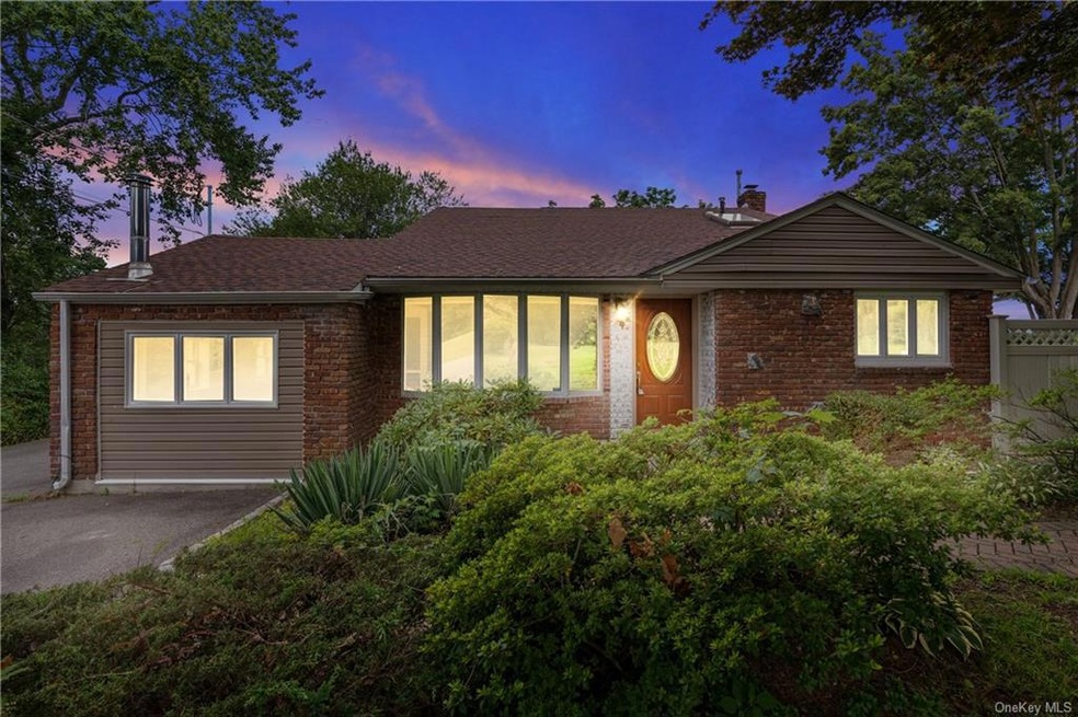 3415 Lorelei Dr, Yorktown Heights, NY 10598 - photo 1