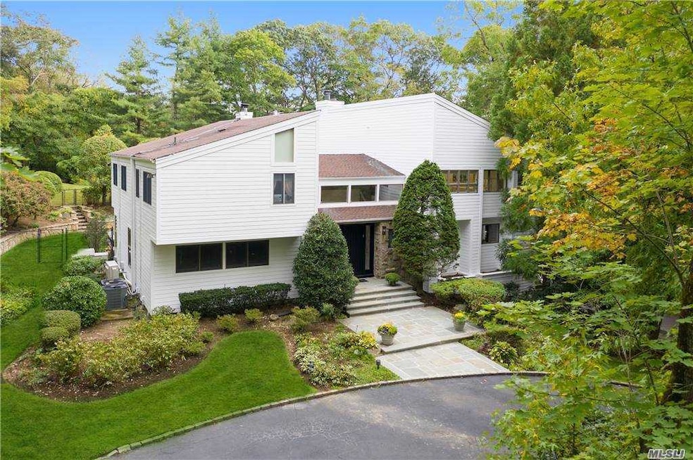 265 Wheatley Rd, Old Westbury, NY 11568 - photo 1