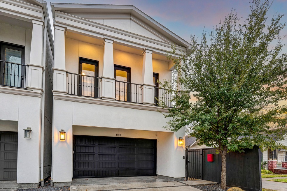 618 E 26th St, Houston, TX 77008 - photo 1