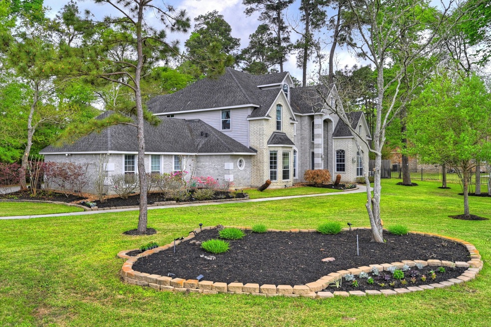 10311 Clubhouse Cir, Magnolia, TX 77354 - photo 1