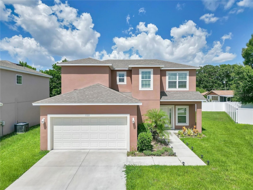 1322 Salisbury Dr, Winter Haven, FL 33881 - photo 1