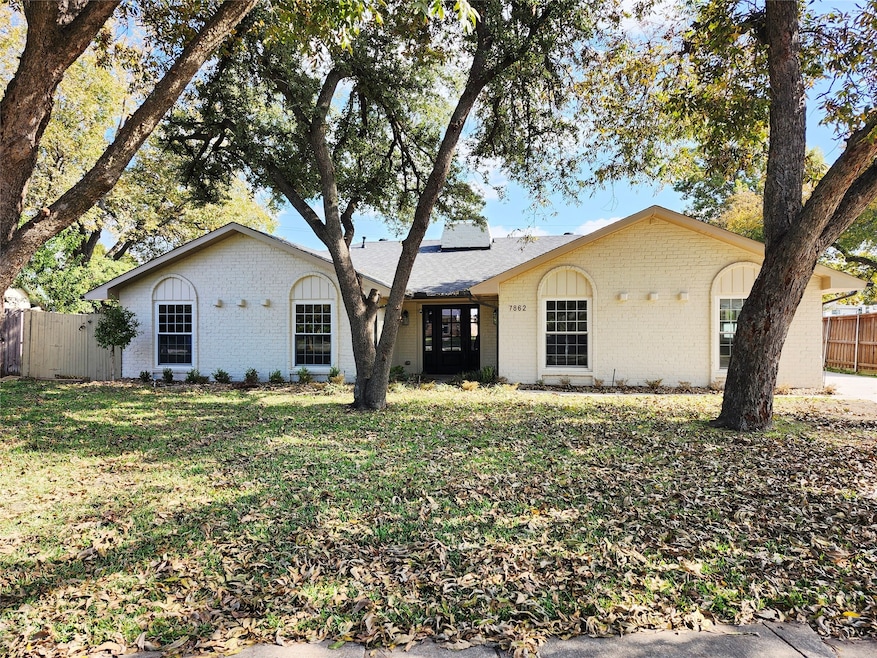 7862 La Verdura Dr, Dallas, TX 75248 - photo 1