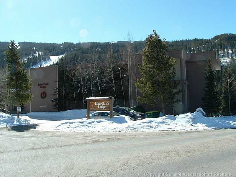 Exterior Front. Approaching River Bank Lodge on Ea