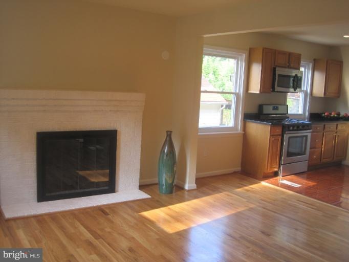 5205 56th Ave, Hyattsville, MD 20781 - photo 1