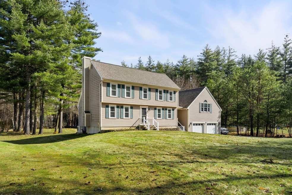 12 Sandybrook Ln, Londonderry, NH 03053 - photo 1