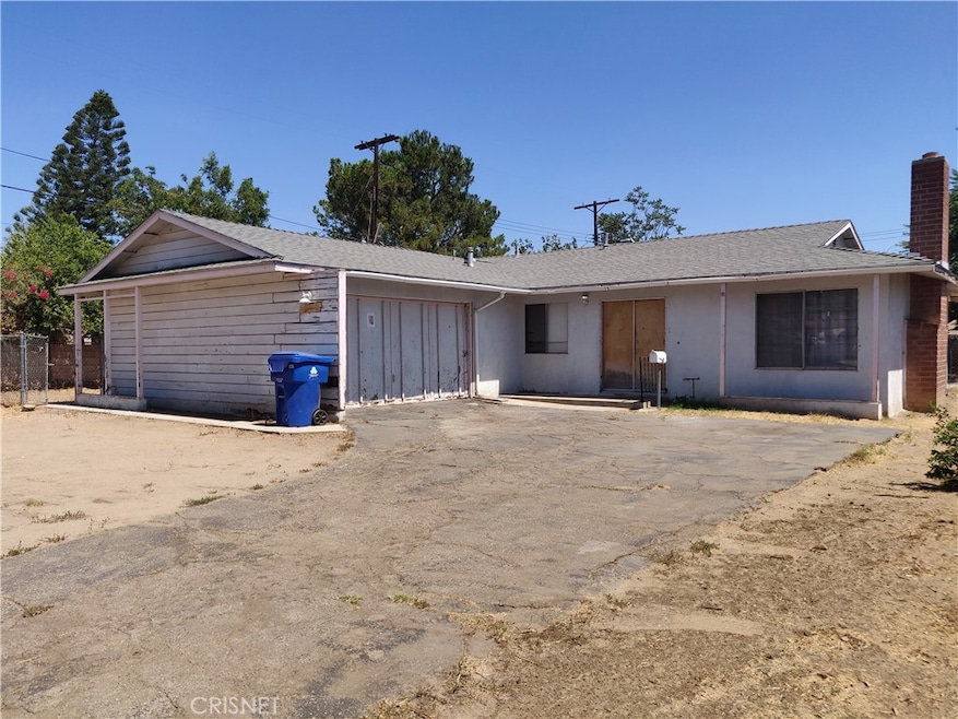 13092 Maclay St, Sylmar, CA 91342 - photo 1