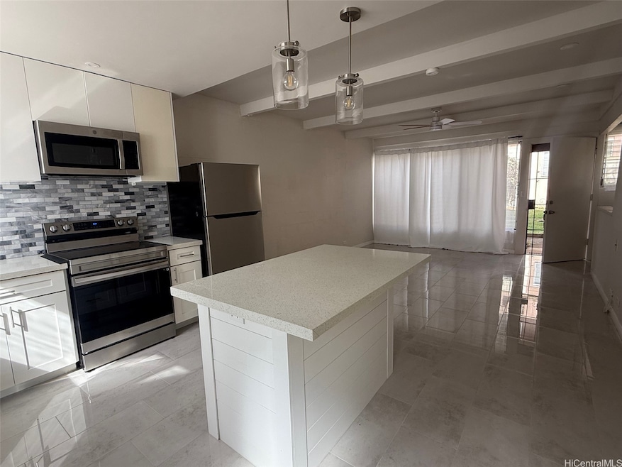 1447 Hunakai St, Honolulu, HI 96816 - photo 1