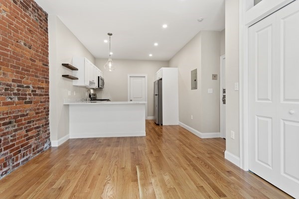 16 Msgr Patrick j Lydon Way unit 1, Boston, MA 02124 - photo 1