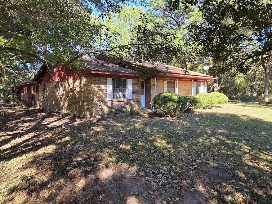 1844 Pahal Rd, Huntington, TX 75949 - photo 1
