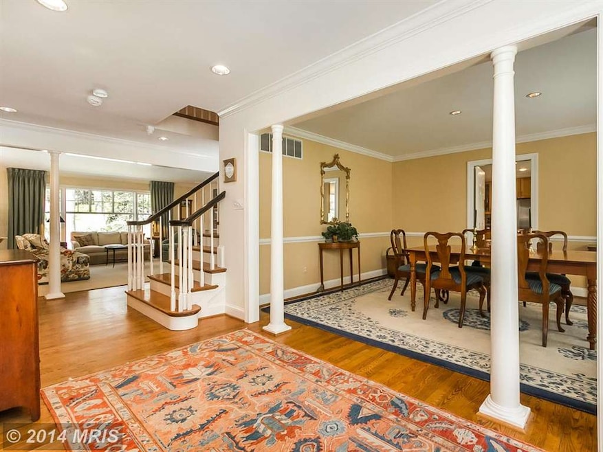 1936 Ruxton Rd, Towson, MD 21204 - photo 1