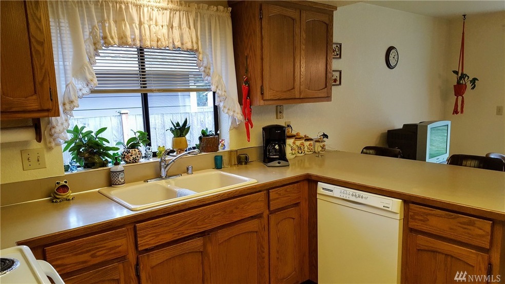 714 89th St SE, Everett, WA 98208 - photo 1