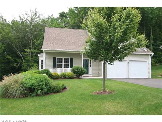 610 Juniper Ct, Oxford, CT 06478 - photo 1