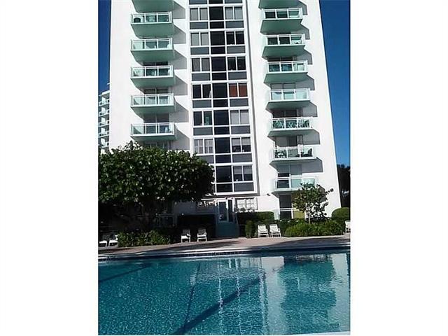 Swimming Pool/Hot Tub/Sauna