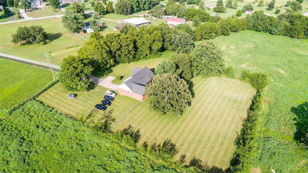 1506 Highway 130 E, Shelbyville, TN 37160 - photo 1