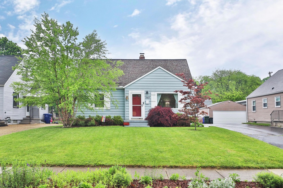 562 Northridge Rd, Columbus, OH 43214 - photo 1